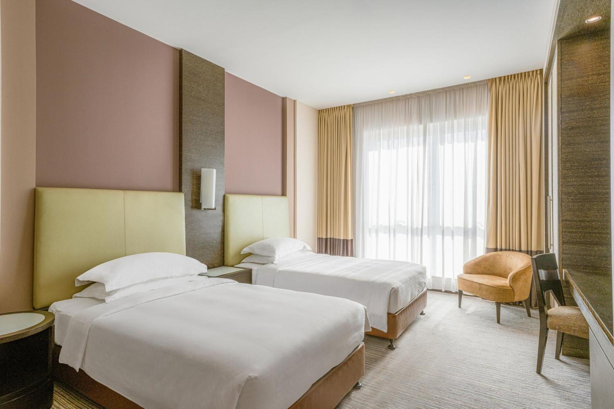 Four Points By Sheraton Al Ain Exterior foto