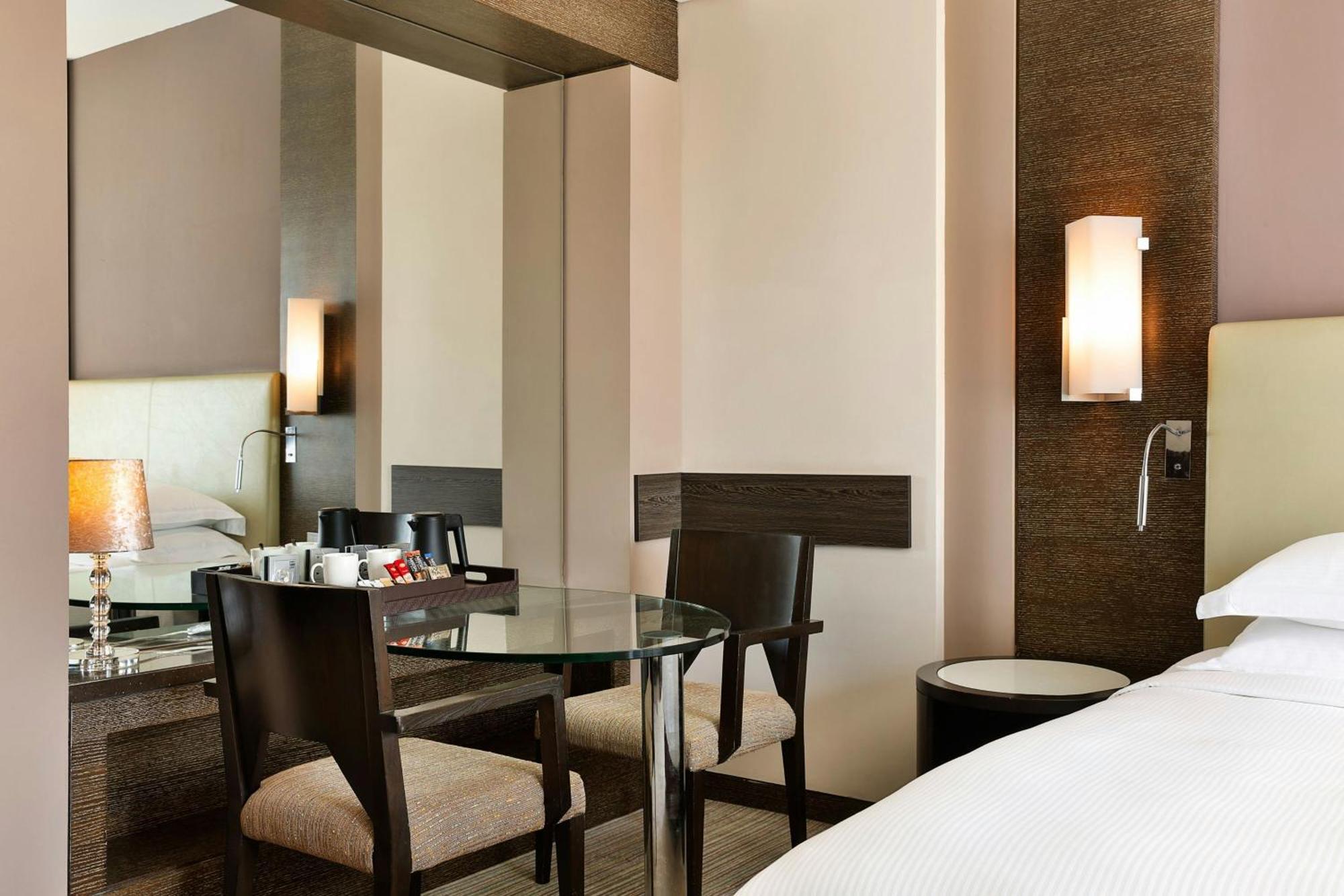 Four Points By Sheraton Al Ain Exterior foto